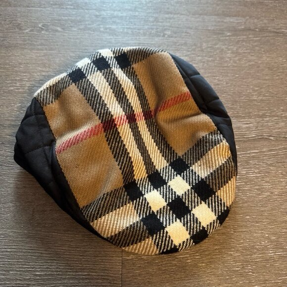 BURBERRY - NOVA CHECK WOOL CASHMERE NEWSBOY HAT authentic *with small defect* m - Picture 1 of 11